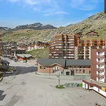 Apartmán A 6 Pers Pres Des Pistes Avec Balcon Et Wifi - Fr-1-640-19